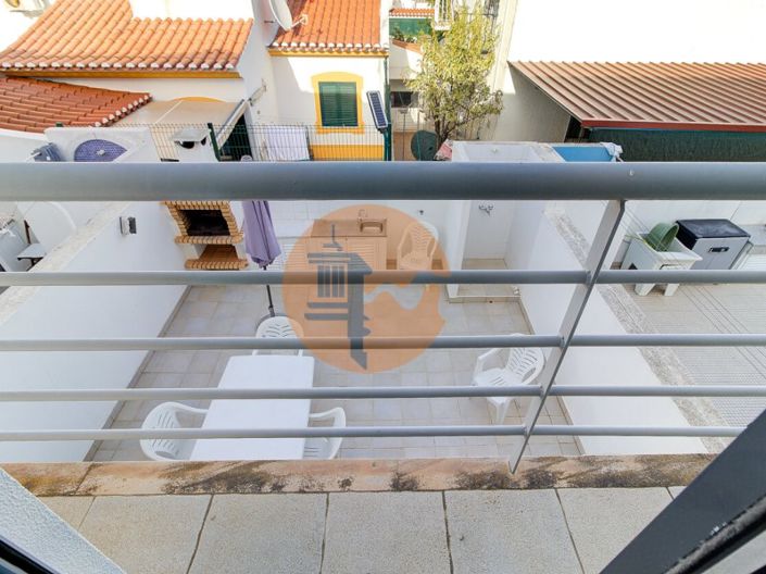 Image No.18-2 Bed House for sale
