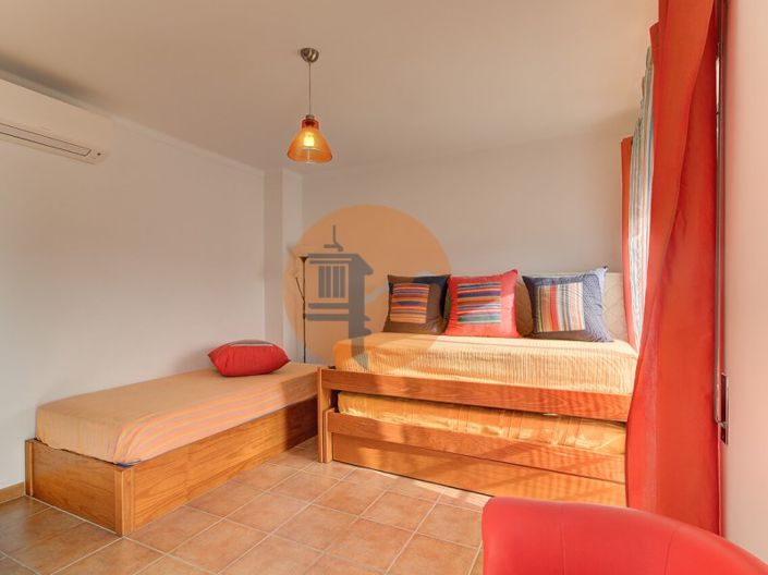 Image No.21-2 Bed House for sale