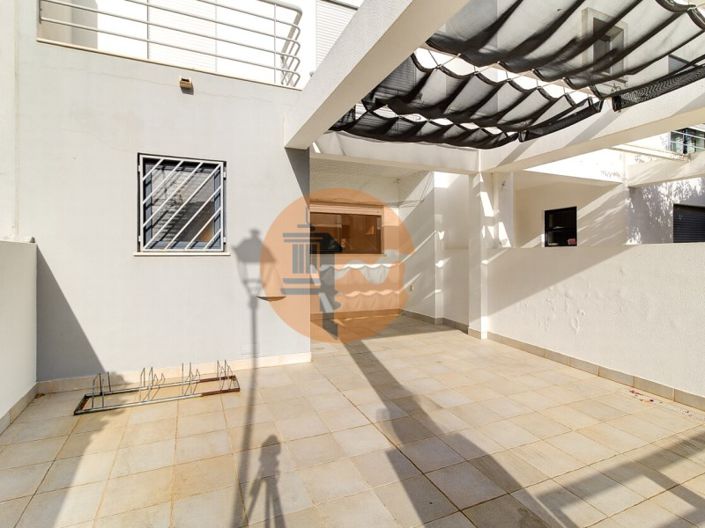 Image No.32-2 Bed House for sale
