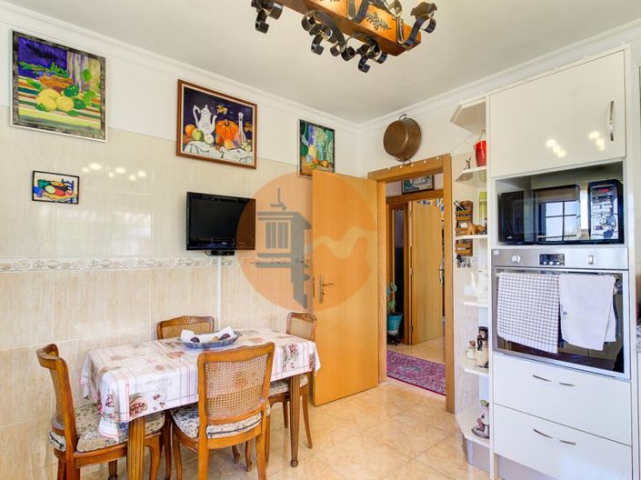 Image No.12-3 Bed House for sale