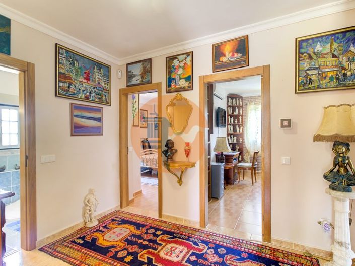 Image No.14-3 Bed House for sale