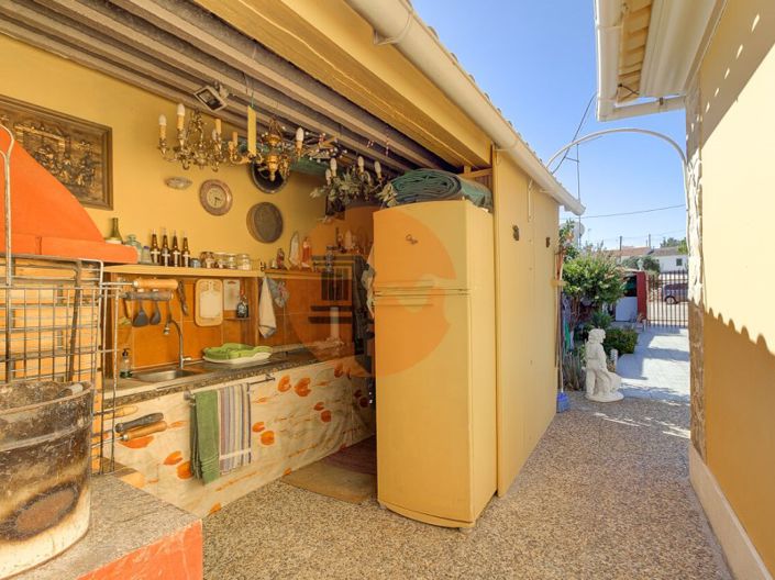 Image No.47-3 Bed House for sale