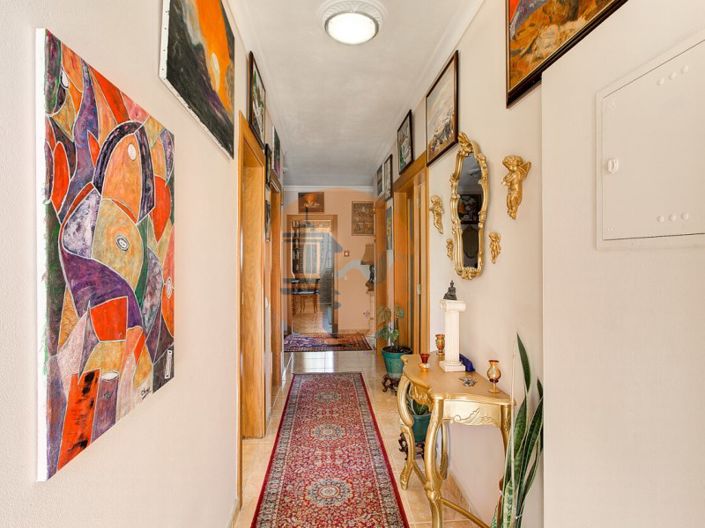 Image No.6-3 Bed House for sale