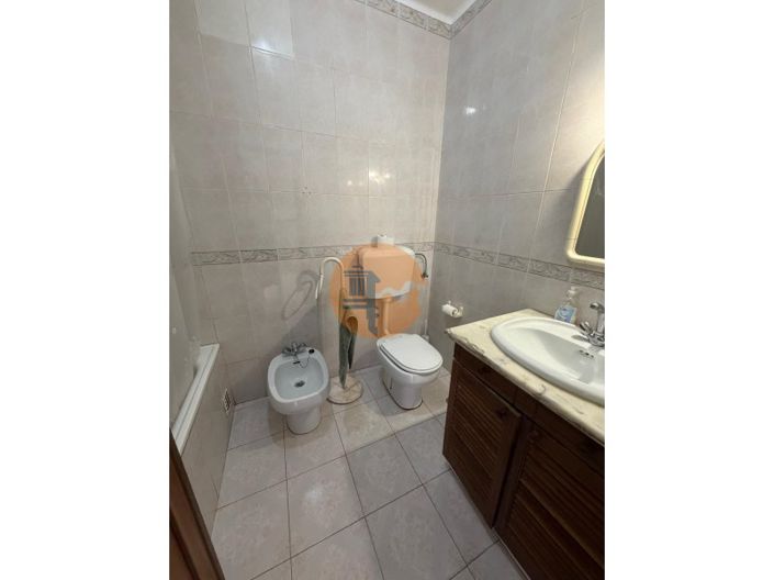 Image No.25-2 Bed Apartment for sale