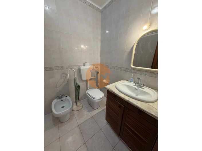 Image No.28-2 Bed Apartment for sale