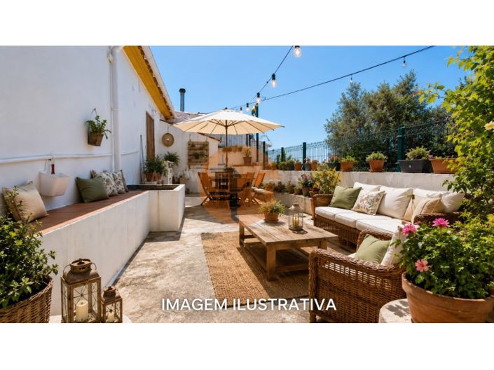 Image No.18-4 Bed House for sale