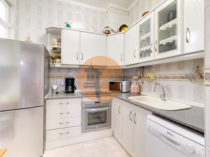 Image No.18-1 Bed House for sale