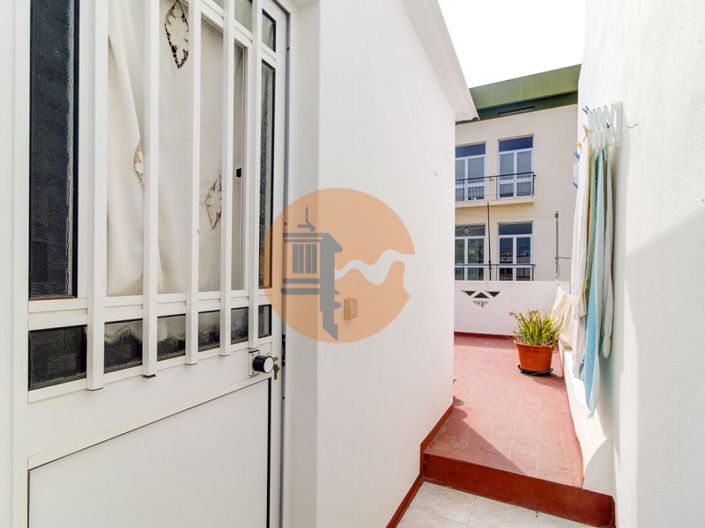 Image No.26-1 Bed House for sale