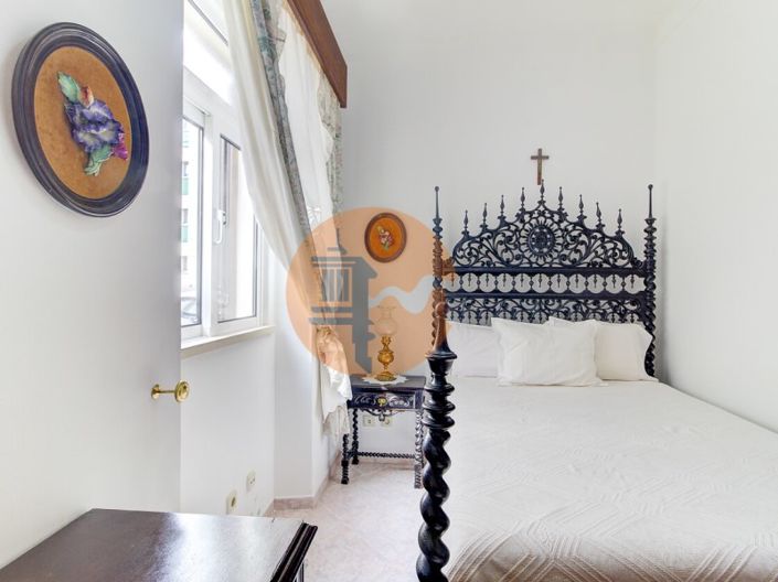 Image No.9-1 Bed House for sale