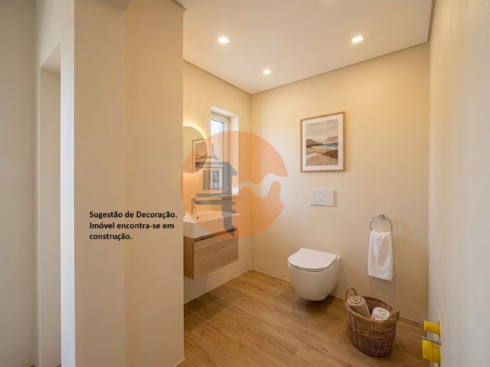 Image No.34-4 Bed House for sale