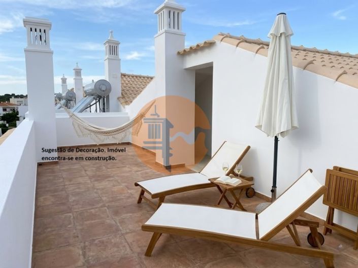 Image No.37-4 Bed House for sale