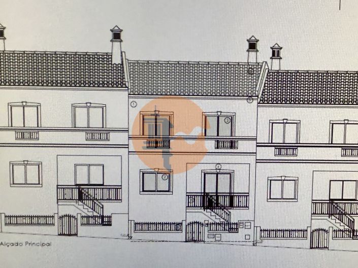 Image No.6-4 Bed House for sale