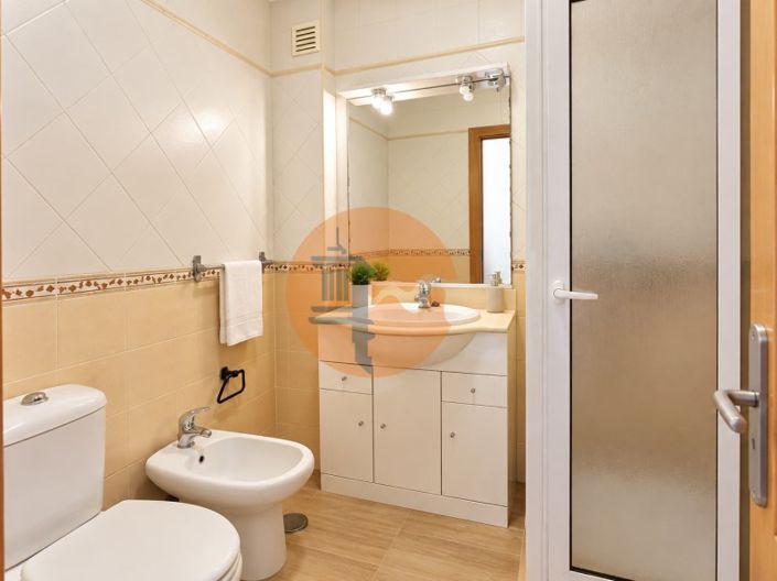 Image No.27-3 Bed Apartment for sale