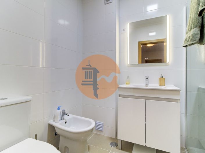 Image No.18-2 Bed Apartment for sale