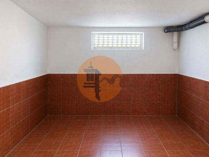 Image No.25-2 Bed Apartment for sale