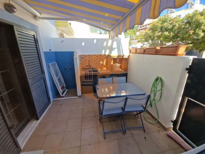 Image No.15-3 Bed House for sale