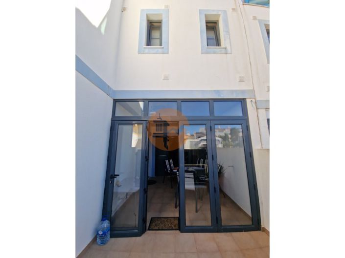 Image No.2-3 Bed House for sale