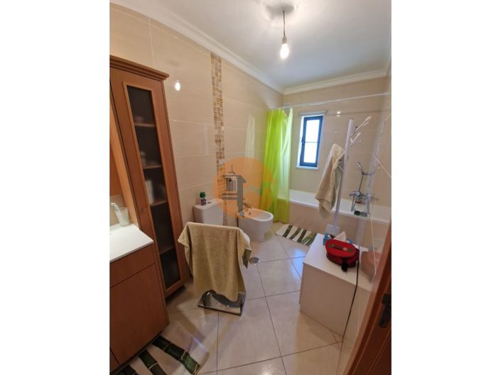 Image No.28-3 Bed House for sale
