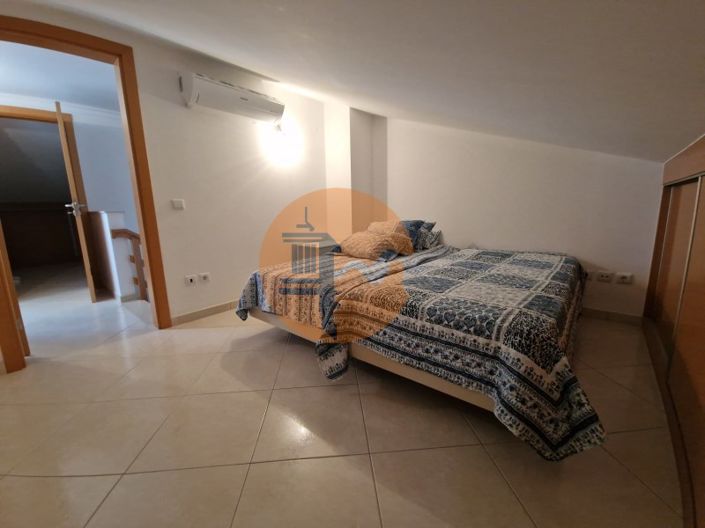 Image No.44-3 Bed House for sale