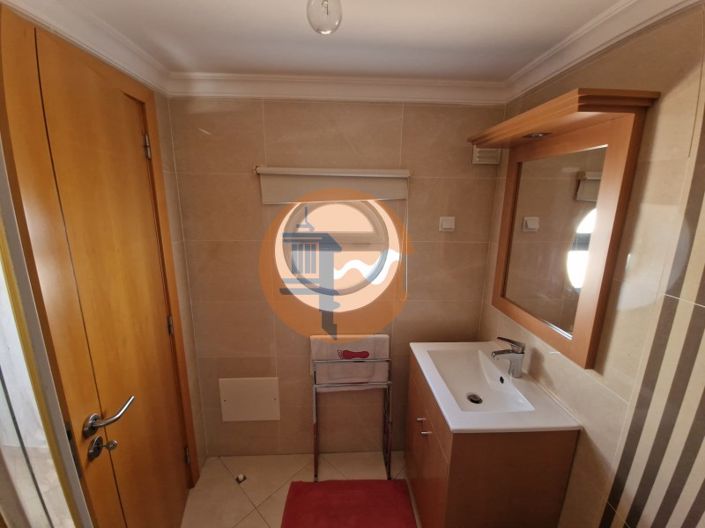 Image No.46-3 Bed House for sale