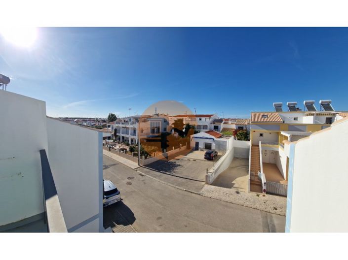 Image No.51-3 Bed House for sale