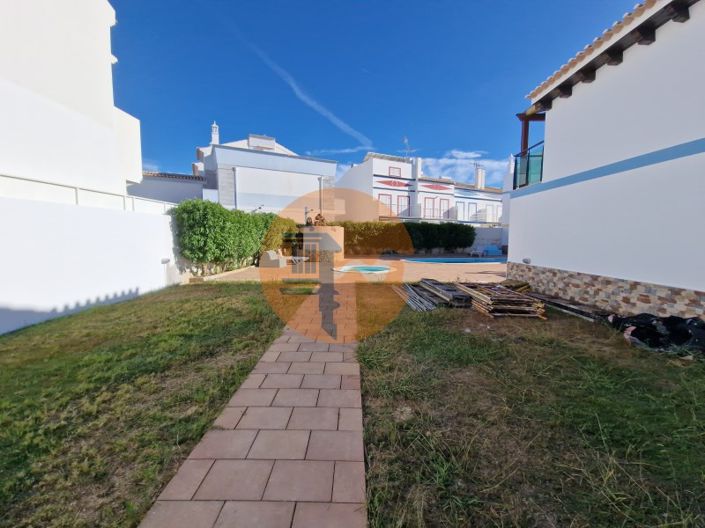 Image No.54-3 Bed House for sale