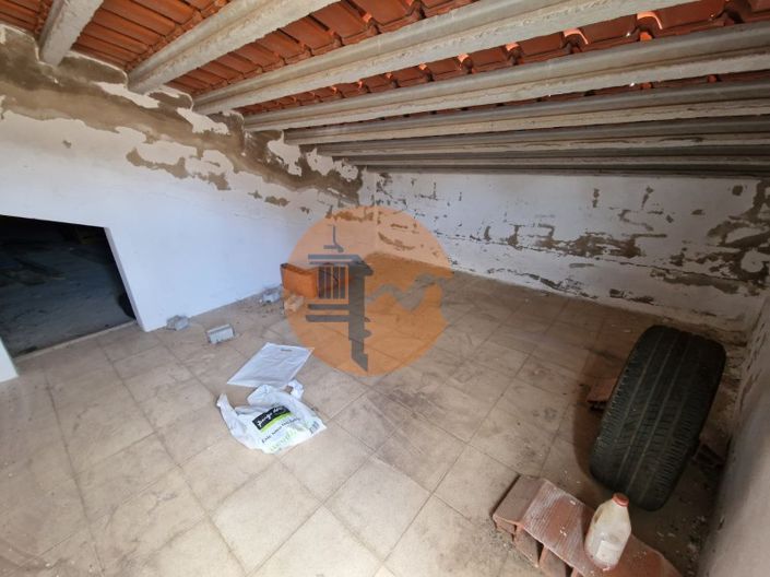 Image No.16-1 Bed House for sale