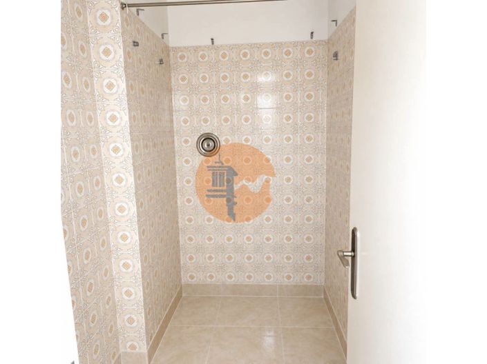 Image No.9-3 Bed Apartment for sale