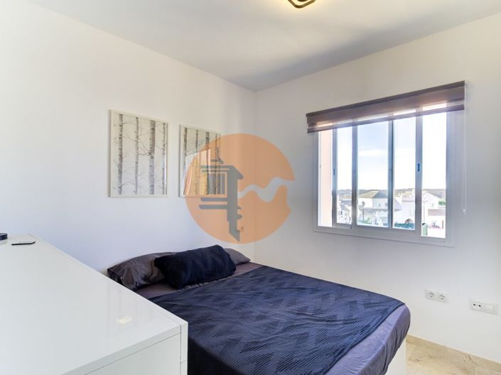 Image No.28-3 Bed House for sale