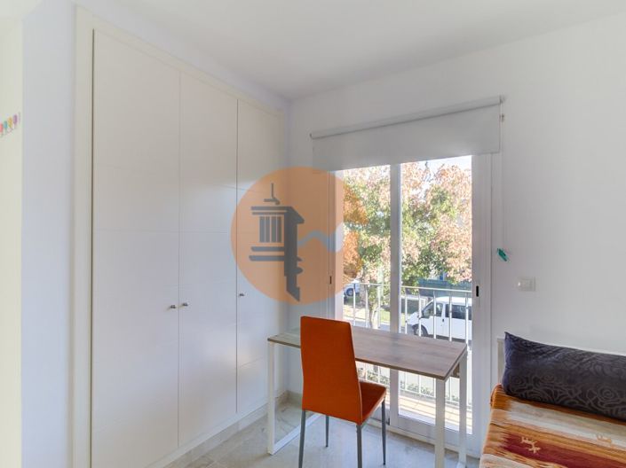 Image No.33-3 Bed House for sale