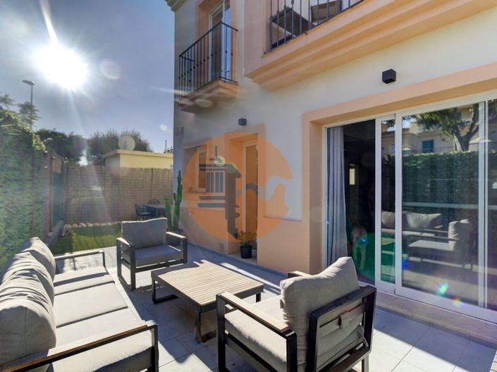 Image No.7-3 Bed House for sale