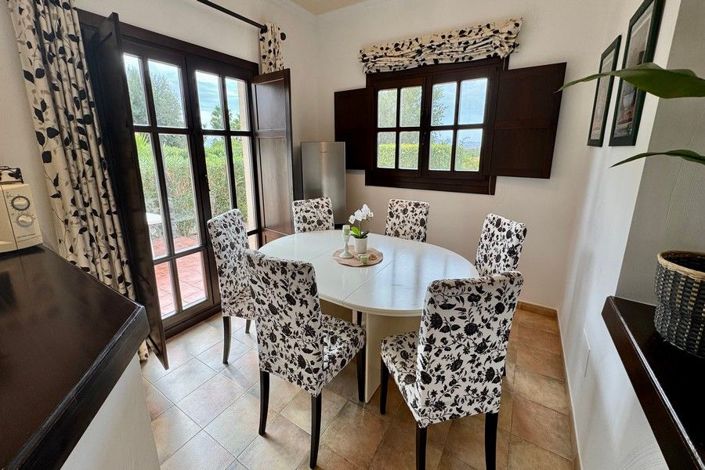 Image No.20-3 Bed House for sale