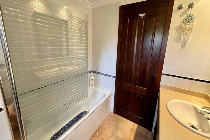 Image No.31-3 Bed House for sale