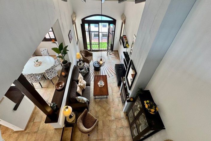 Image No.36-3 Bed House for sale