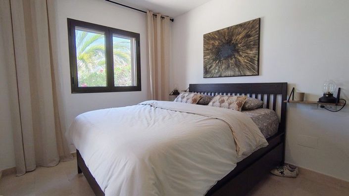 Image No.2-2 Bed House for sale