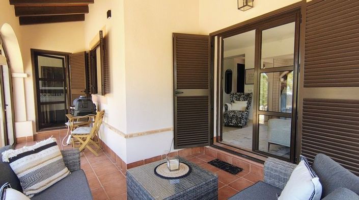 Image No.7-2 Bed House for sale