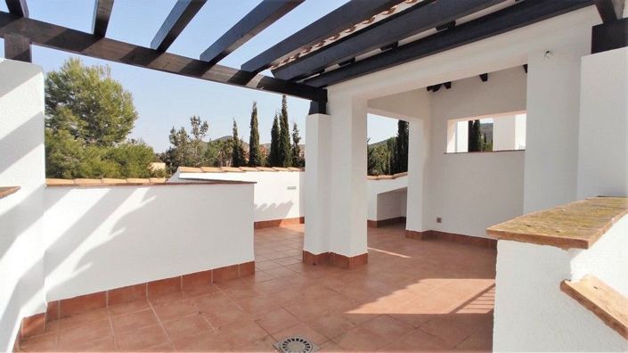 Image No.18-2 Bed House for sale