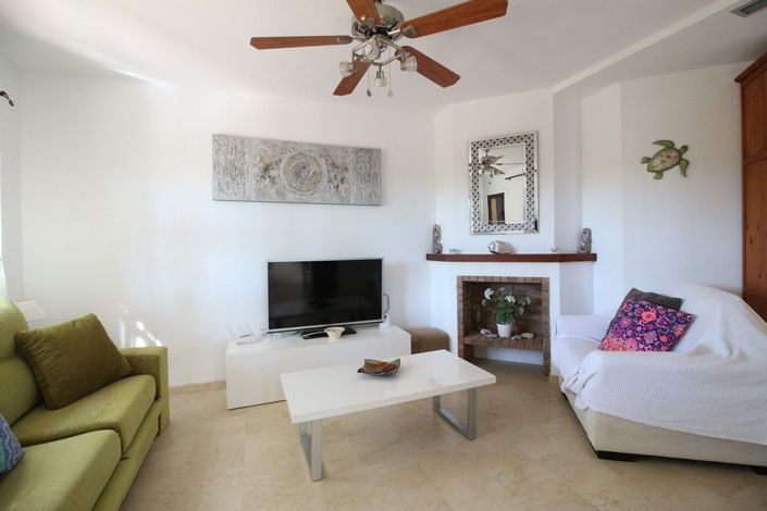 Image No.11-3 Bed House for sale