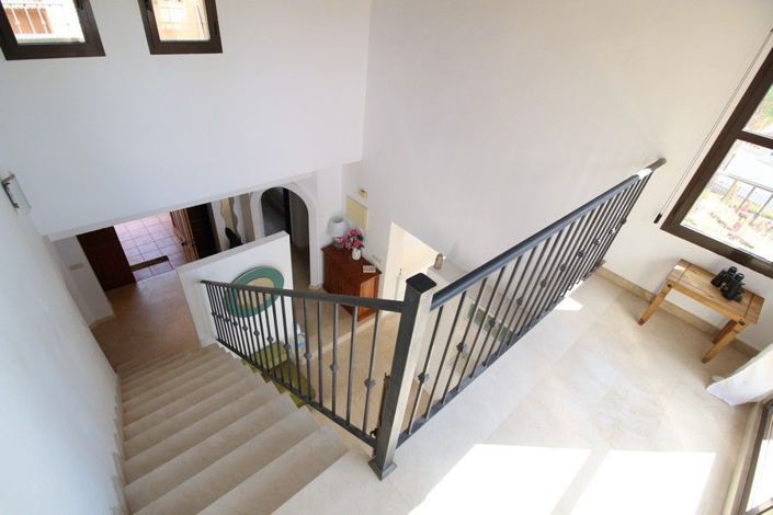 Image No.7-3 Bed House for sale