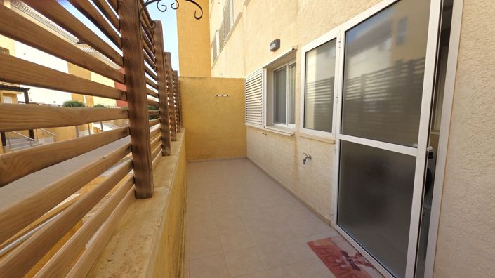 Image No.20-2 Bed Apartment for sale