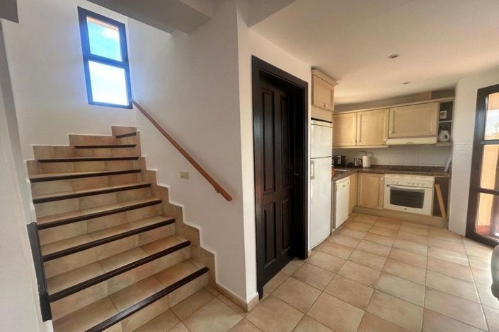 Image No.19-3 Bed House for sale