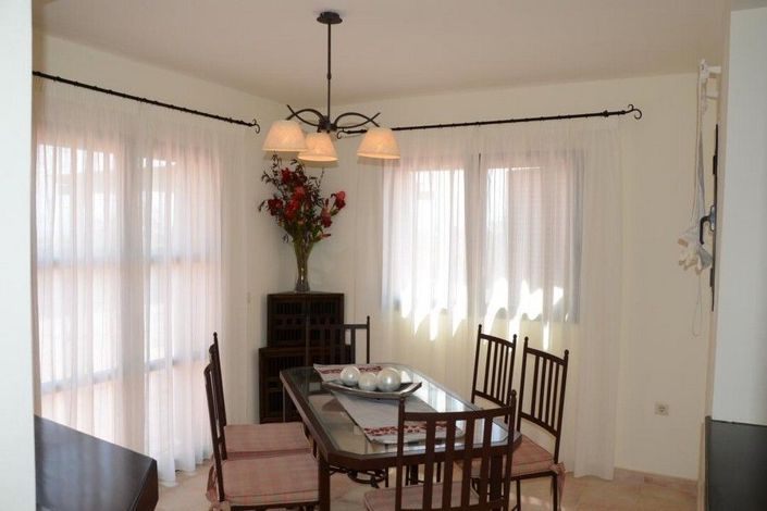 Image No.20-3 Bed House for sale