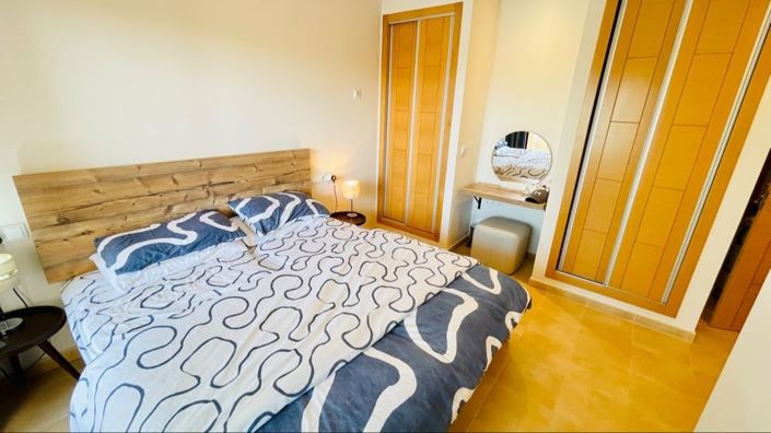 Image No.22-2 Bed Apartment for sale