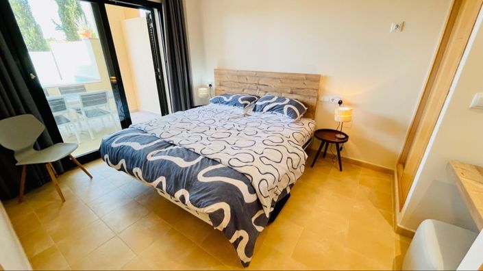 Image No.24-2 Bed Apartment for sale