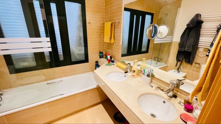 Image No.26-2 Bed Apartment for sale