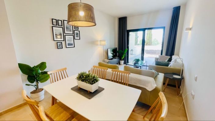 Image No.8-2 Bed Apartment for sale