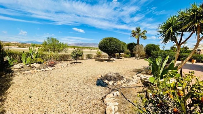 Image No.17-3 Bed House for sale