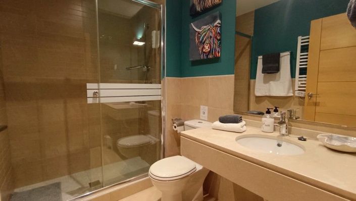 Image No.28-2 Bed Apartment for sale