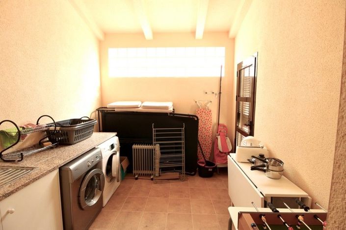 Image No.13-3 Bed House for sale