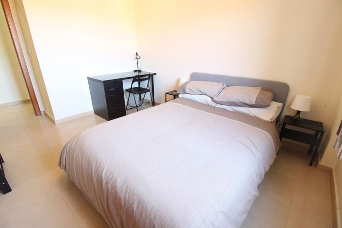 Image No.21-3 Bed House for sale